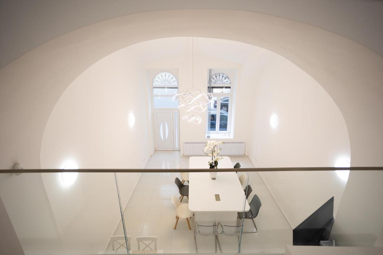 Apartment Parliament Exclusive Gallery Budapest